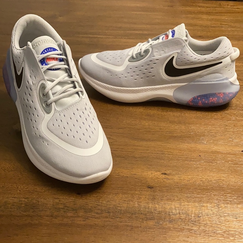 NIKE JOYRIDE RUN Flyknit Running Shoes